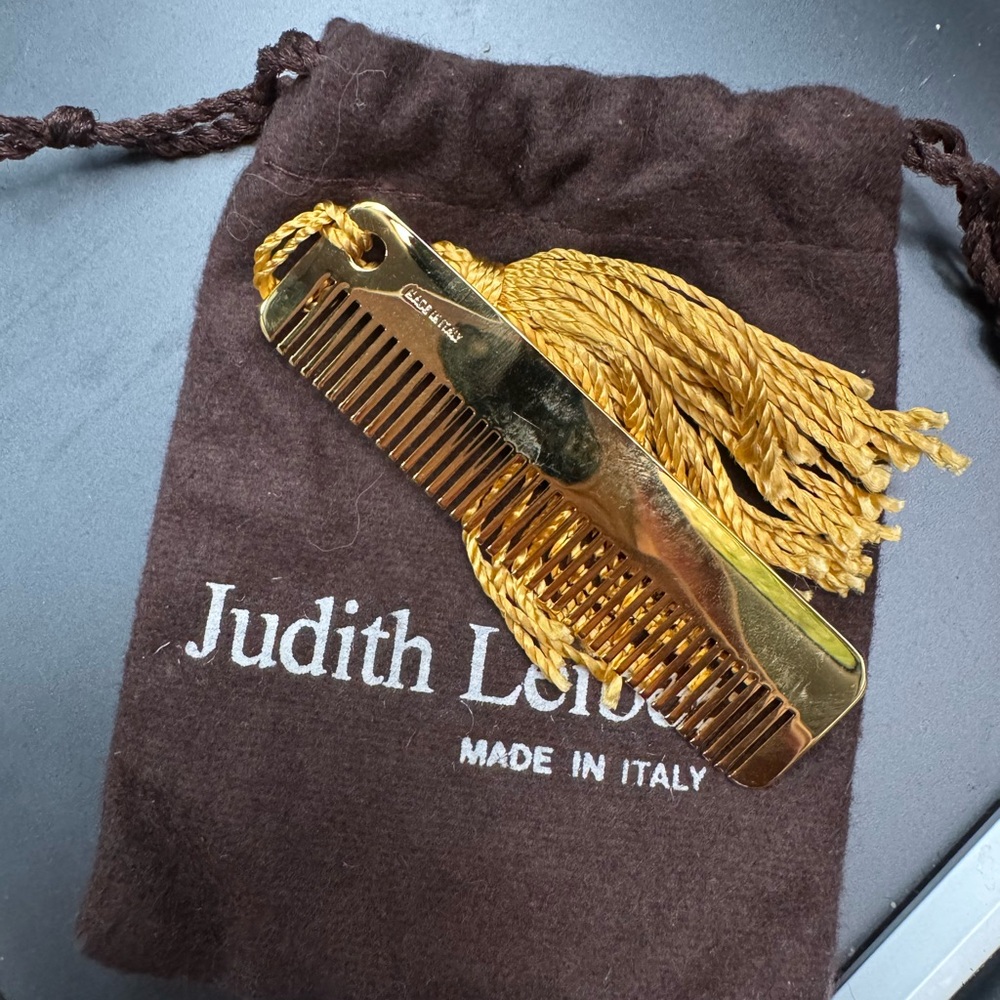 Judith Leiber Gold Comb with Brown Pouch - Picture 4 of 8